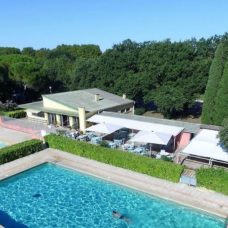 Domaine Le Moulin Neuf Hotel Saint-Quentin-la-Poterie Luaran gambar