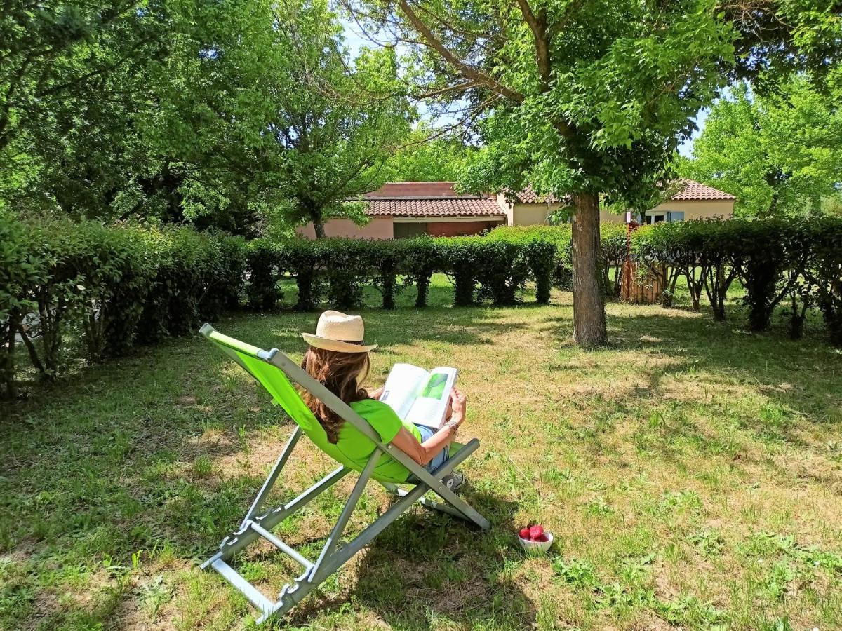 Domaine Le Moulin Neuf Hotel Saint-Quentin-la-Poterie Luaran gambar